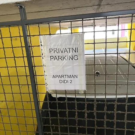 Didi2- Free Private Parking-garage Novi Sad