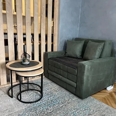 Didi2- Free Private Parking-garage Нови-Сад